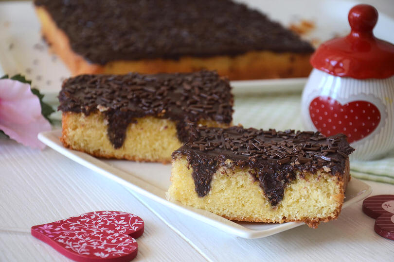 Poke cake