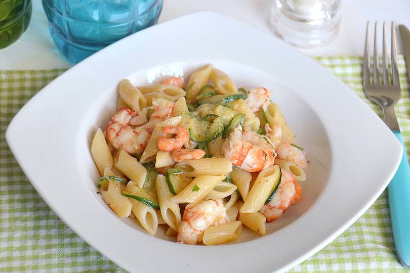 Pasta zucchine e gamberetti