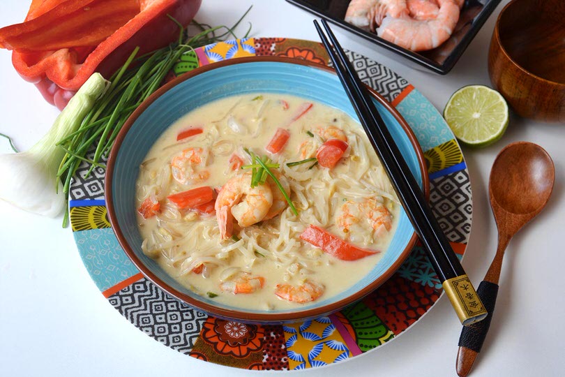 Zuppa di gamberi thailandese