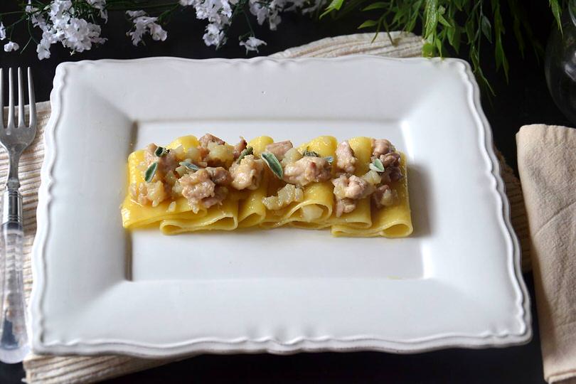 Paccheri con coniglio e topinambur