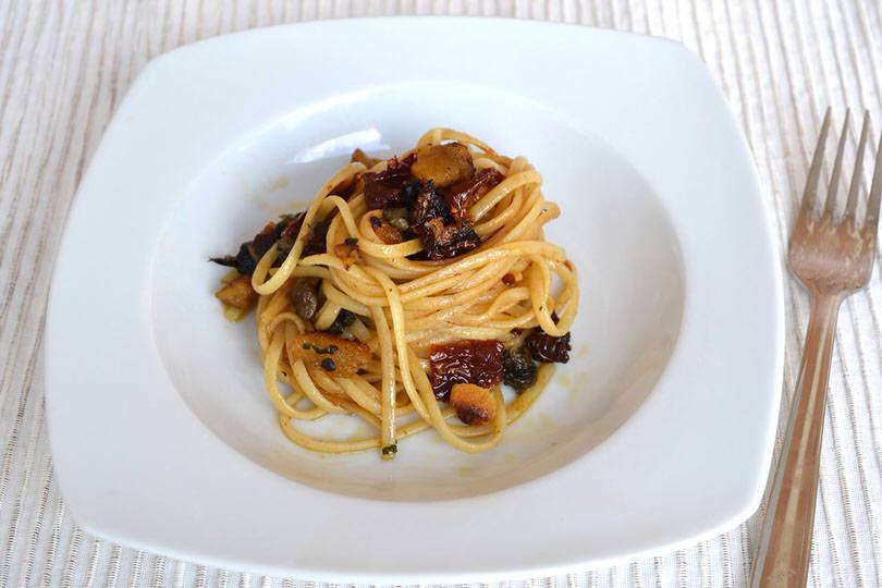 Pasta con pomodori secchi