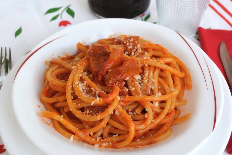 Bucatini all'amatriciana