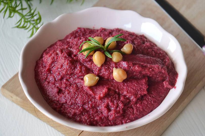 Hummus di barbabietole