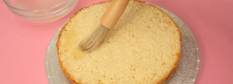 Come bagnare il pan di spagna