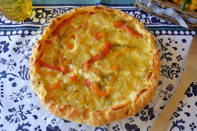 Torta salata peperoni e patate