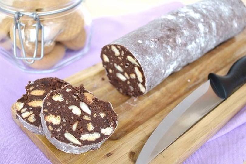Dolci con biscotti secchi