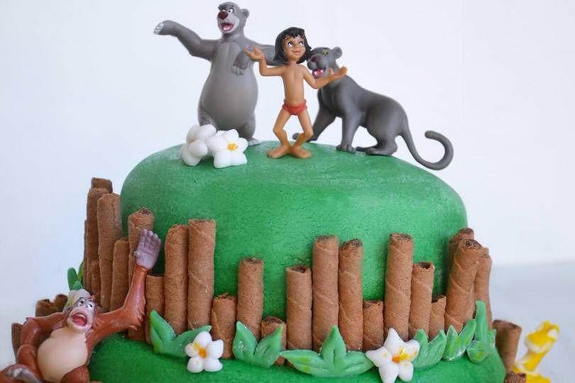 Torta libro giungla