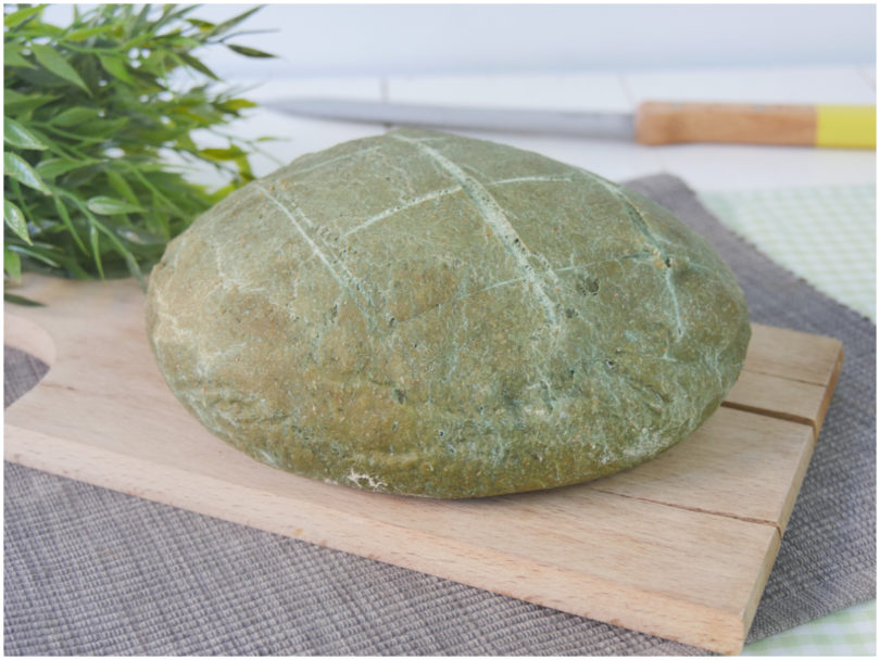 Pane alla spirulina