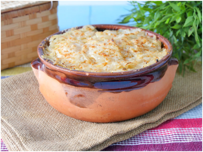 Terrina di pane e cipolle