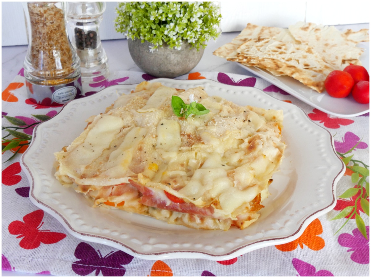 Torta salata con pane carasau
