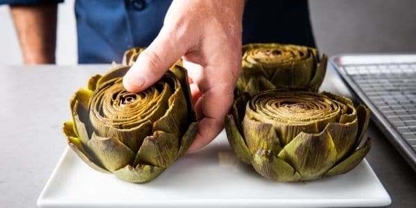 Come pulire le mani annerite dai carciofi