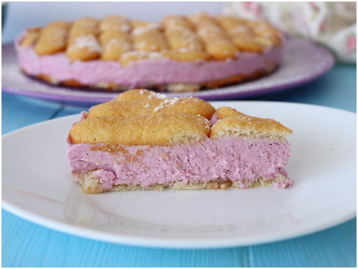 Torta fredda Pavesini e frutti di bosco