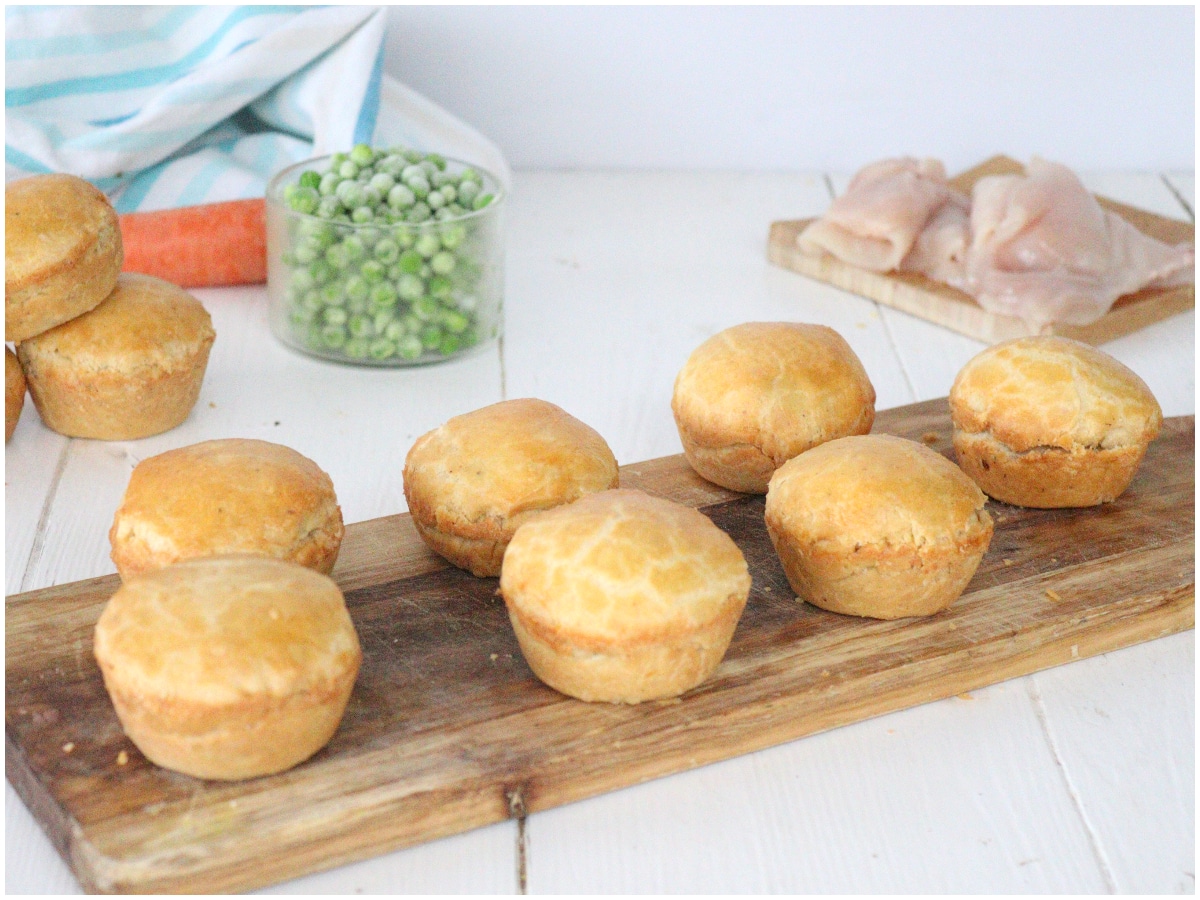 Mini chicken pie