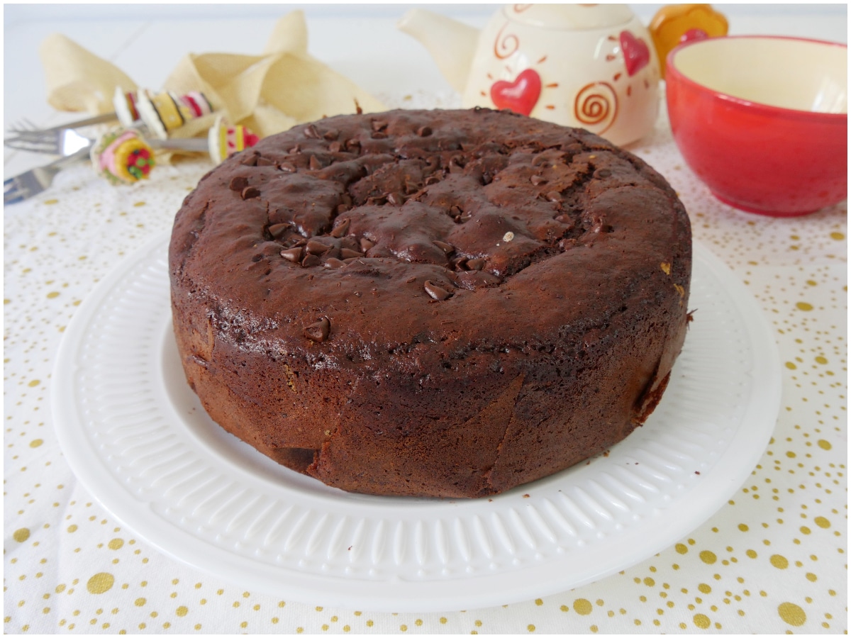 Torta allo yogurt greco e cioccolato