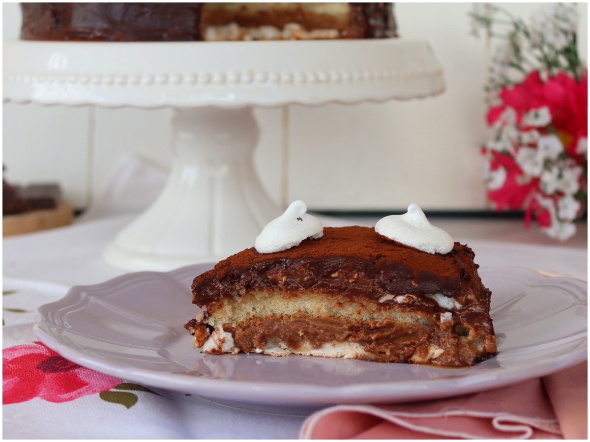 Meringata al cioccolato