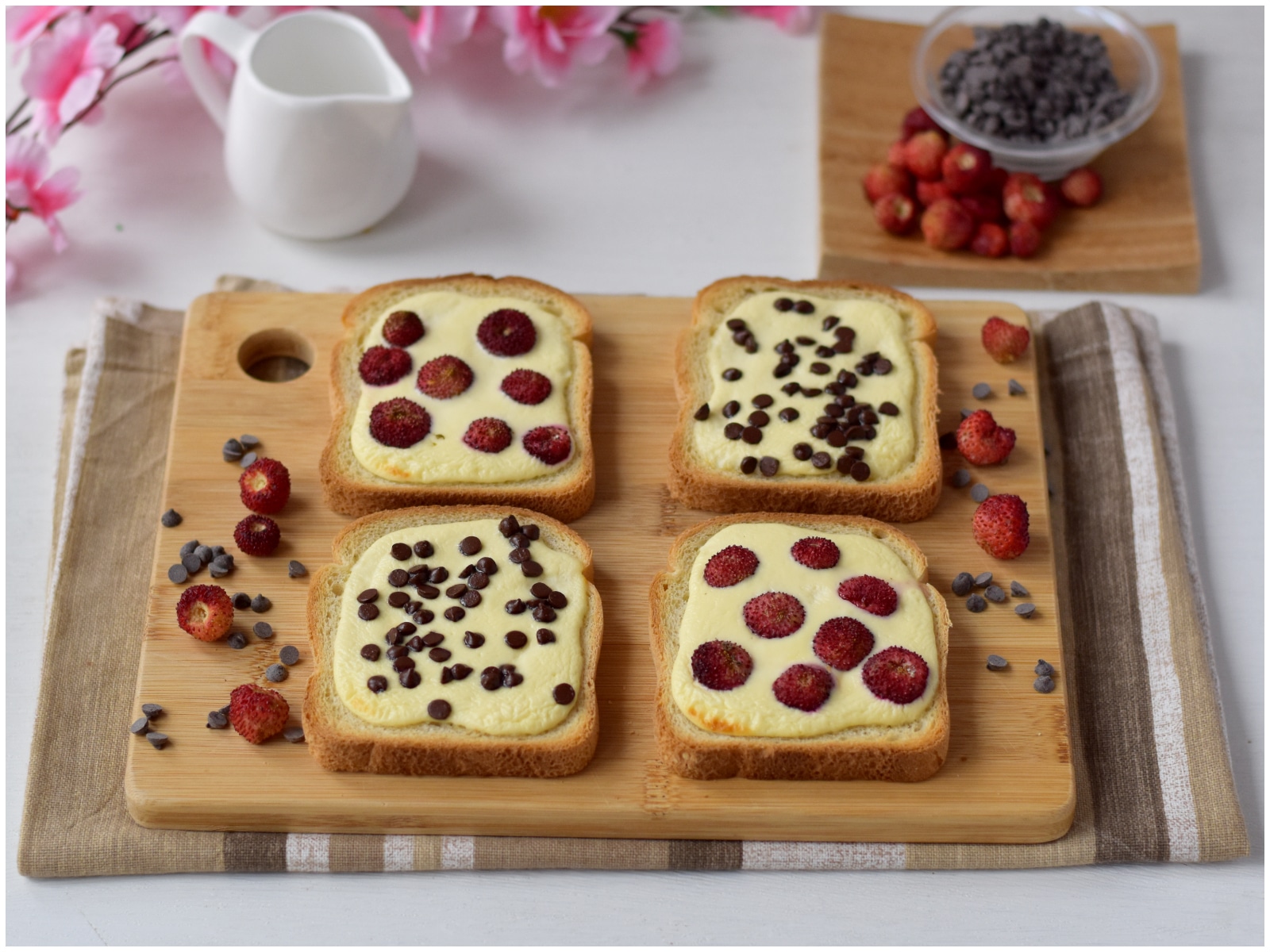 Custard yogurt toast