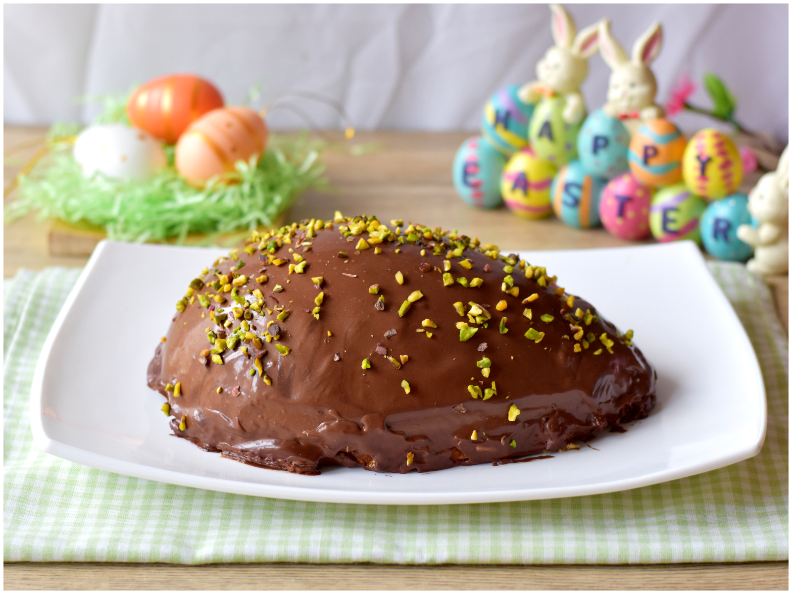 Torta uova al cioccolato